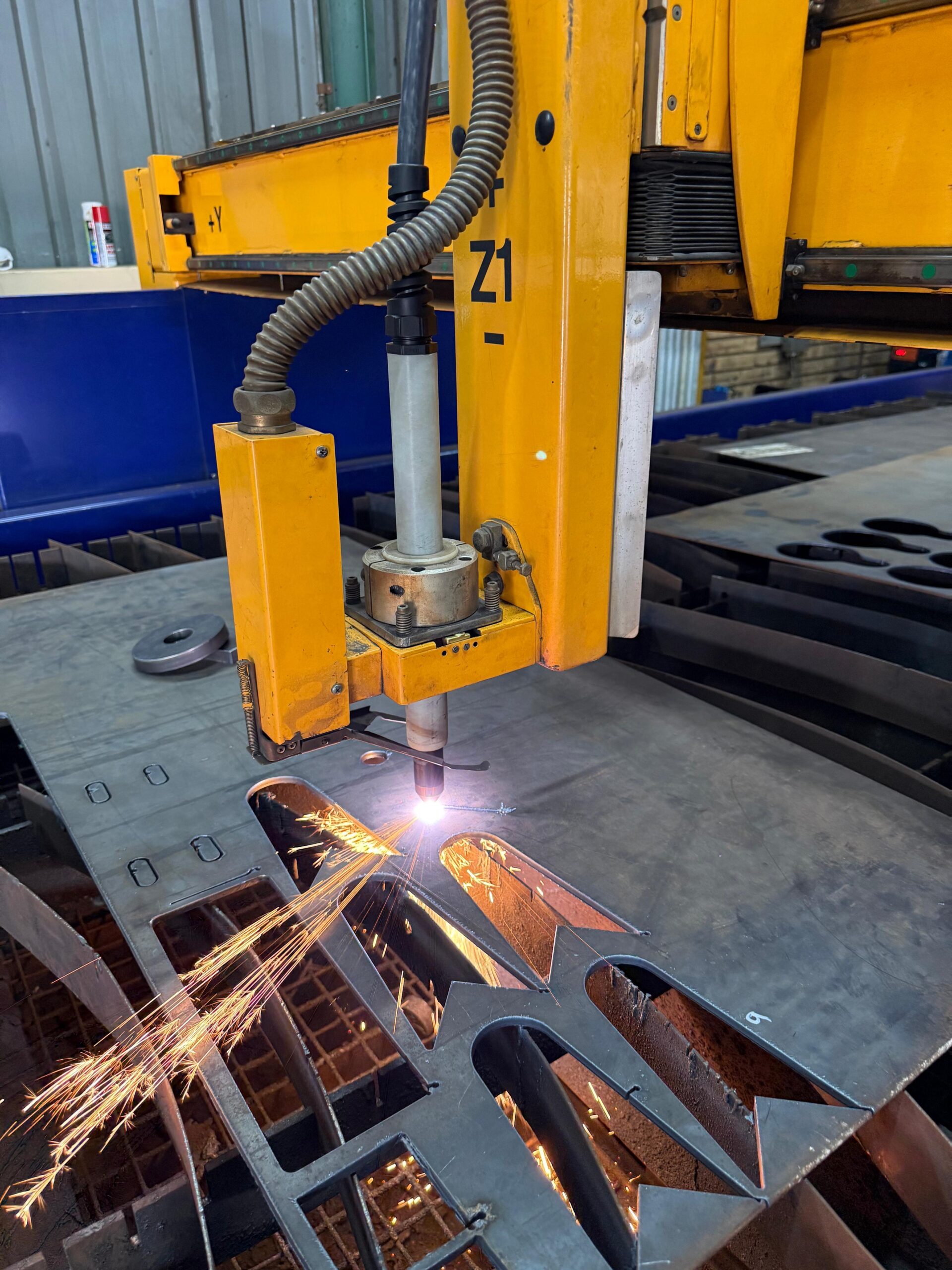 WeCutSteel (5)
